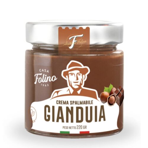 White chocolate, hazelnut and cocoa powder spread